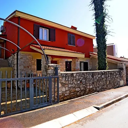 Trapan Póla